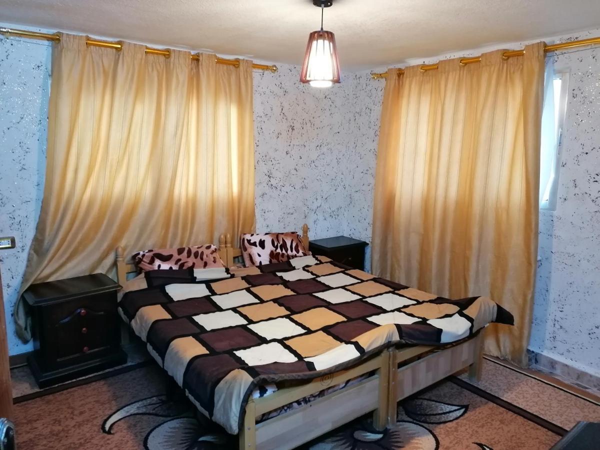 Mhna Guest House Аджлун Екстер'єр фото